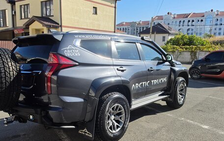 Mitsubishi Pajero Sport III рестайлинг, 2022 год, 5 200 000 рублей, 7 фотография