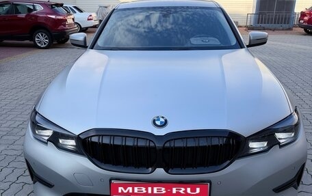 BMW 3 серия, 2019 год, 3 100 000 рублей, 1 фотография