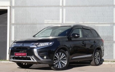 Mitsubishi Outlander III рестайлинг 3, 2020 год, 2 350 000 рублей, 1 фотография