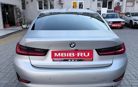 BMW 3 серия, 2019 год, 3 100 000 рублей, 2 фотография