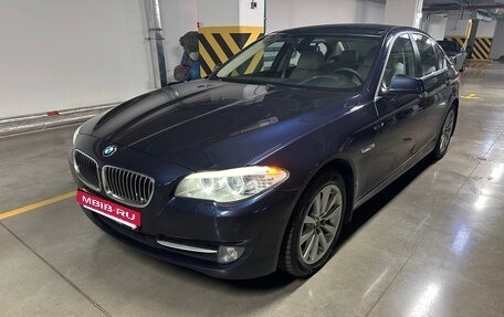 BMW 5 серия, 2011 год, 2 200 000 рублей, 8 фотография