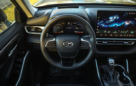 Toyota Highlander, 2026 год, 5 399 000 рублей, 13 фотография