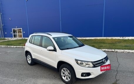 Volkswagen Tiguan I, 2012 год, 1 780 000 рублей, 2 фотография