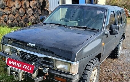Nissan Terrano II рестайлинг, 1991 год, 470 000 рублей, 3 фотография
