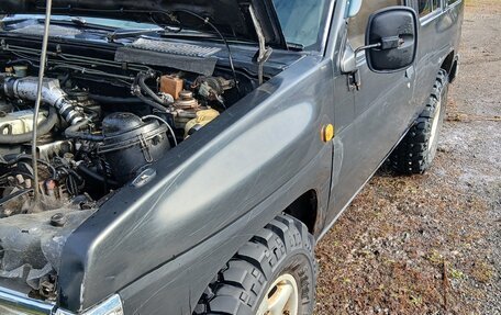 Nissan Terrano II рестайлинг, 1991 год, 470 000 рублей, 8 фотография