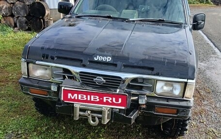 Nissan Terrano II рестайлинг, 1991 год, 470 000 рублей, 4 фотография