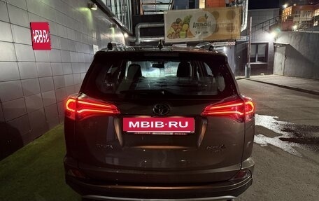 Toyota RAV4, 2017 год, 3 100 000 рублей, 3 фотография