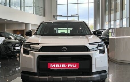 Toyota RAV4, 2025 год, 4 390 000 рублей, 2 фотография