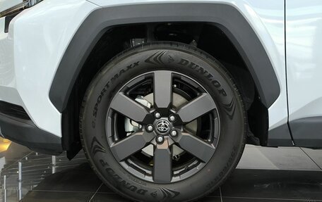 Toyota RAV4, 2025 год, 4 390 000 рублей, 24 фотография