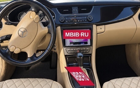 Mercedes-Benz CLS, 2004 год, 1 655 000 рублей, 8 фотография