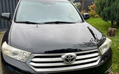 Toyota Highlander III, 2012 год, 1 850 000 рублей, 1 фотография