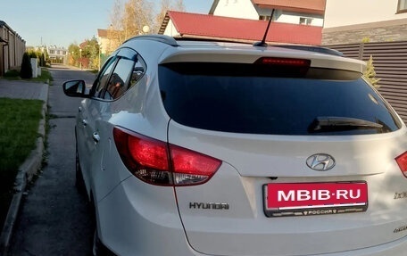 Hyundai ix35 I рестайлинг, 2012 год, 900 000 рублей, 2 фотография