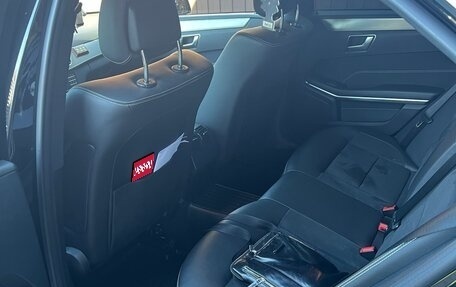 Mercedes-Benz E-Класс, 2015 год, 2 550 000 рублей, 3 фотография