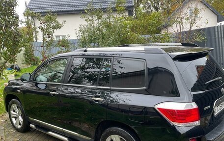 Toyota Highlander III, 2012 год, 1 850 000 рублей, 3 фотография