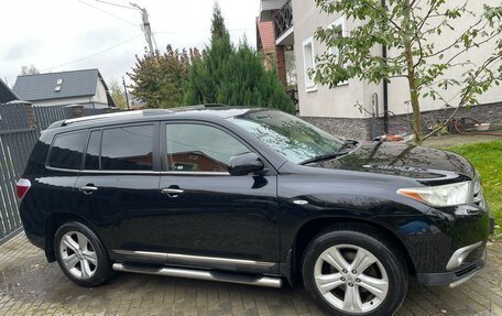 Toyota Highlander III, 2012 год, 1 850 000 рублей, 7 фотография