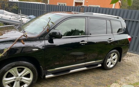 Toyota Highlander III, 2012 год, 1 850 000 рублей, 9 фотография