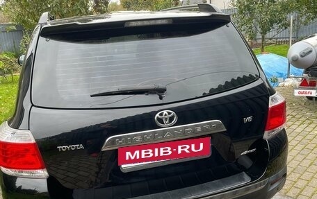 Toyota Highlander III, 2012 год, 1 850 000 рублей, 8 фотография