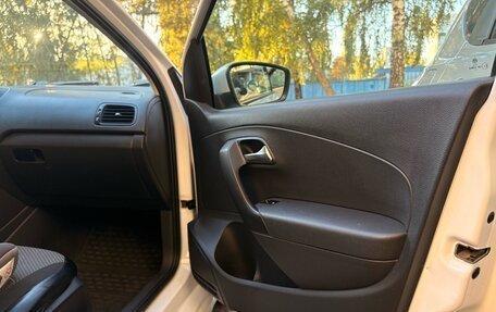 Volkswagen Polo VI (EU Market), 2017 год, 910 000 рублей, 8 фотография