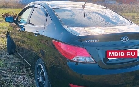 Hyundai Solaris II рестайлинг, 2014 год, 730 000 рублей, 3 фотография