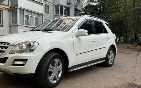 Mercedes-Benz M-Класс, 2011 год, 1 780 000 рублей, 3 фотография