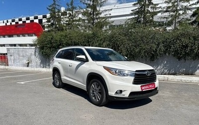 Toyota Highlander III, 2014 год, 2 800 000 рублей, 1 фотография