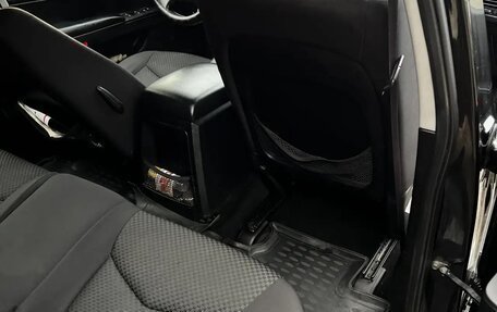SsangYong Kyron I, 2011 год, 800 000 рублей, 22 фотография