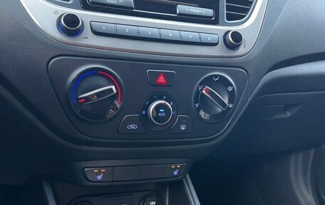 Hyundai Solaris II рестайлинг, 2017 год, 950 000 рублей, 8 фотография