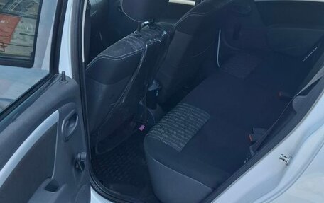 Renault Sandero I, 2014 год, 790 000 рублей, 4 фотография