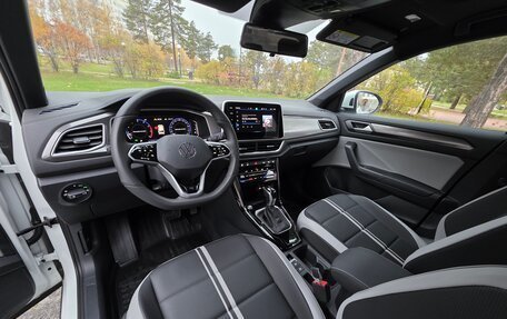 Volkswagen T-Roc I, 2025 год, 3 550 000 рублей, 28 фотография