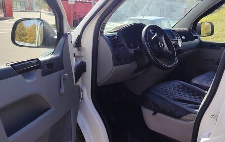 Volkswagen Transporter T5 рестайлинг, 2009 год, 900 000 рублей, 9 фотография