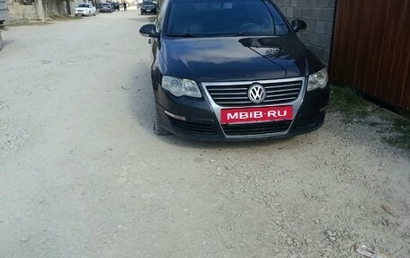 Volkswagen Passat B6, 2008 год, 650 000 рублей, 2 фотография