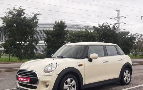 MINI Hatch, 2015 год, 990 000 рублей, 1 фотография
