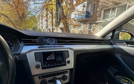 Volkswagen Passat B8 рестайлинг, 2015 год, 2 000 000 рублей, 9 фотография