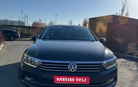 Volkswagen Passat B8 рестайлинг, 2015 год, 2 000 000 рублей, 3 фотография
