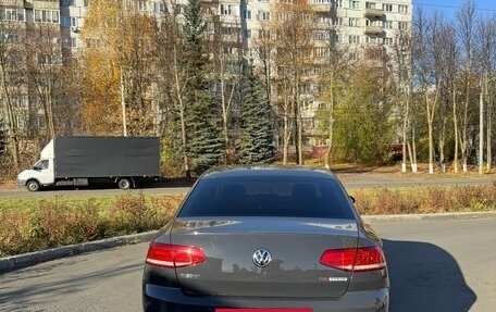 Volkswagen Passat B8 рестайлинг, 2015 год, 2 000 000 рублей, 5 фотография