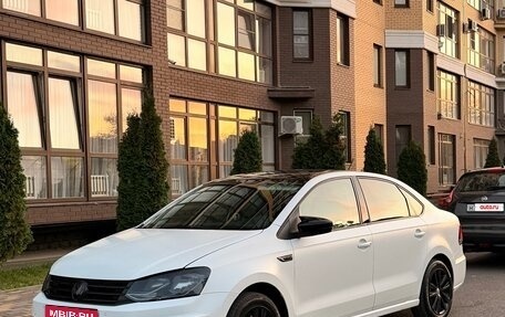 Volkswagen Polo VI (EU Market), 2018 год, 1 300 000 рублей, 1 фотография