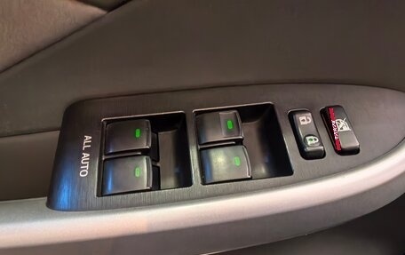 Toyota Prius, 2010 год, 1 200 000 рублей, 8 фотография