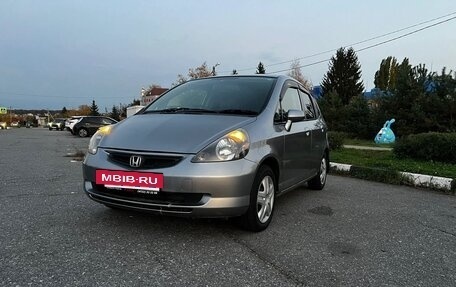 Honda Fit III, 2003 год, 330 000 рублей, 2 фотография