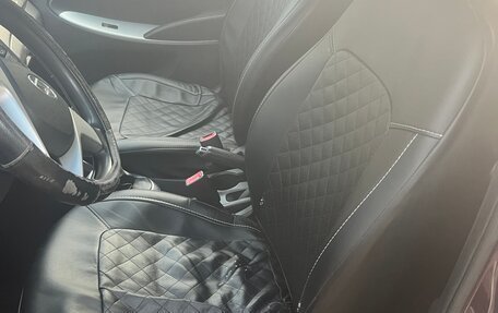 Hyundai Solaris II рестайлинг, 2011 год, 600 000 рублей, 9 фотография