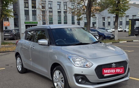 Suzuki Swift IV рестайлинг, 2017 год, 1 340 000 рублей, 3 фотография