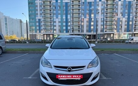 Opel Astra J, 2012 год, 600 000 рублей, 3 фотография