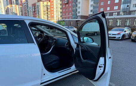 Opel Astra J, 2012 год, 600 000 рублей, 17 фотография
