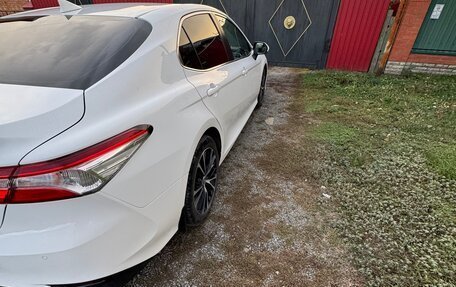 Toyota Camry, 2018 год, 2 500 000 рублей, 5 фотография