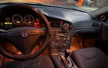 Volvo S60 III, 2004 год, 330 000 рублей, 8 фотография