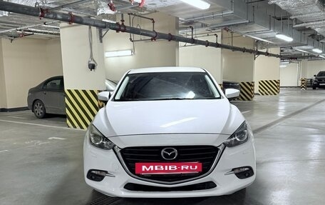 Mazda 3, 2017 год, 1 500 000 рублей, 2 фотография
