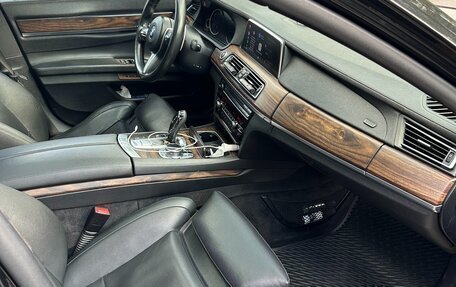 BMW 7 серия, 2009 год, 1 900 000 рублей, 6 фотография