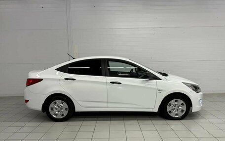 Hyundai Solaris II рестайлинг, 2015 год, 1 050 000 рублей, 4 фотография
