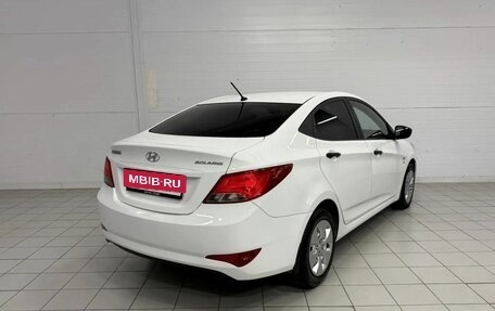 Hyundai Solaris II рестайлинг, 2015 год, 1 050 000 рублей, 6 фотография