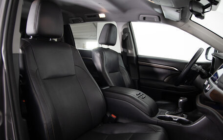 Toyota Highlander III, 2014 год, 2 699 000 рублей, 20 фотография