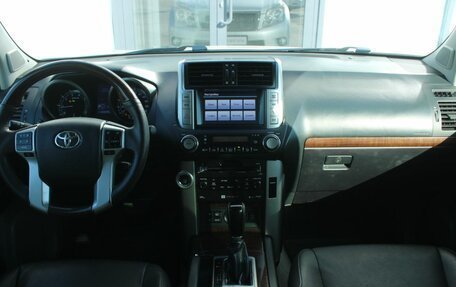 Toyota Land Cruiser Prado 150 рестайлинг, 2012 год, 2 960 000 рублей, 16 фотография
